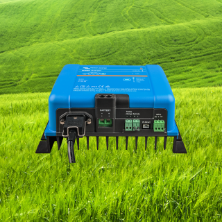 Victron Smart IP43 Charger 12/30(1+1) - Eficiență și protecție avansate 2